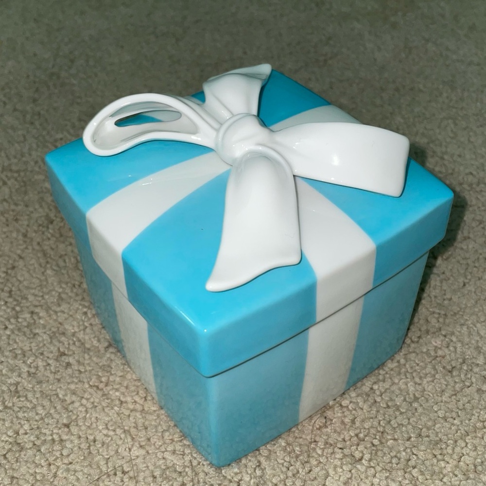 tiffany & co trinket box
